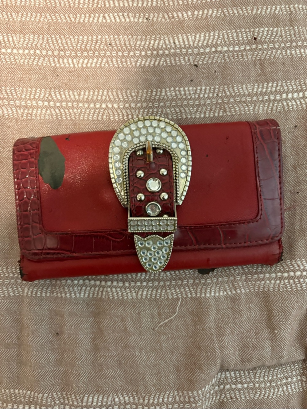 Red Rhinestone Buckle Leather Wallet - Picture 2 of 5